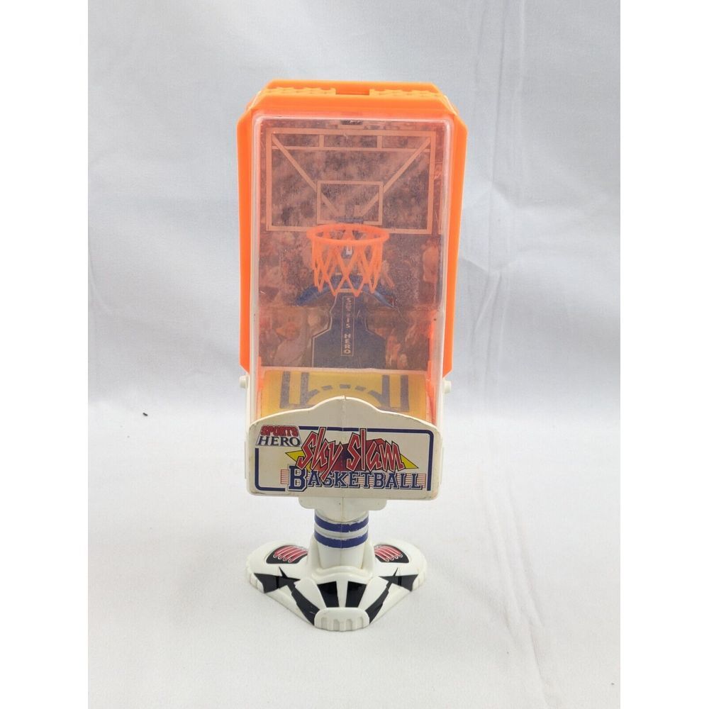 Vintage 1995 Sports Hero Basketball Tabletop Wind-Up Game Inolanda Toy Works